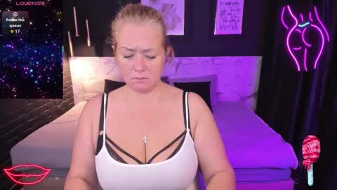 Jennifer online show from 10.31.25