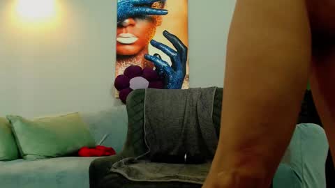 jenniferreys online show from 11.26.25