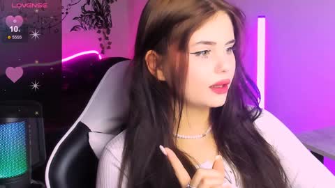 Snapshot of jenniferwandis77 chatting on 12.08.24 Jenni online show from 12.08.24