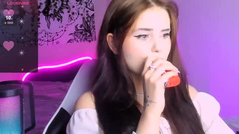 Snapshot of jenniferwandis77 chatting on 12.25.24 Jenni online show from 12.25.24