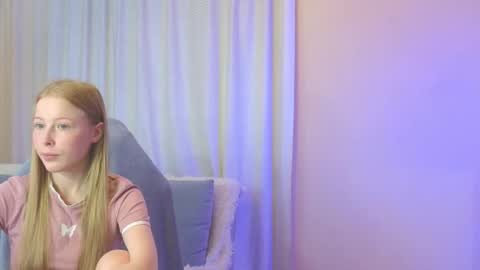 Snapshot of jenny_angelok chatting on 09.11.25 Next broadcast on December 05 subject to change  online show from 09.11.25