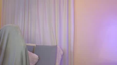 Snapshot of jenny_angelok chatting on 09.24.25 Next broadcast on December 05 subject to change  online show from 09.24.25