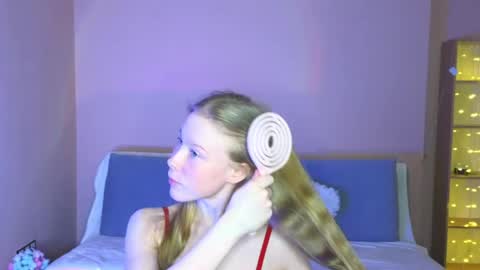 Snapshot of jenny_angelok chatting on 04.28.26 Next broadcast on December 05 subject to change online show from 04.28.26