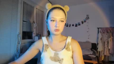 Snapshot of jenny_cox_love chatting on 11.02.25 Jennifer Jenny Darling   online show from 11.02.25