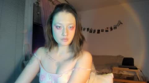 Jennifer Jenny Darling   online show from 03.14.26