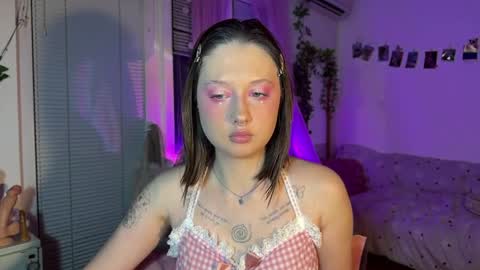 Snapshot of jenny_cox_love chatting on 04.24.26 Jennifer Jenny Darling online show from 04.24.26
