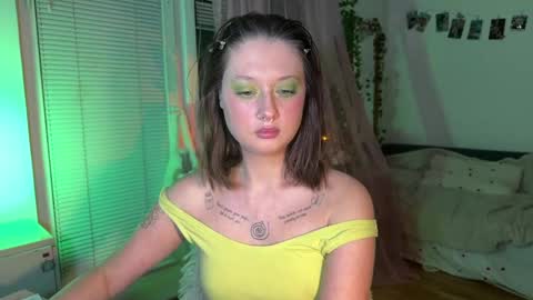 Snapshot of jenny_cox_love chatting on 05.22.26 Jennifer Jenny Darling online show from 05.22.26