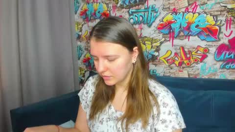 Snapshot of jenny_jimmy chatting on 04.10.26 Jenny online show from 04.10.26