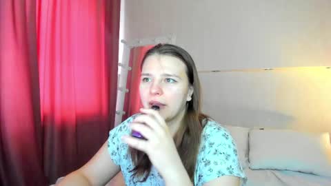 Snapshot of jenny_jimmy chatting on 04.13.26 Jenny online show from 04.13.26