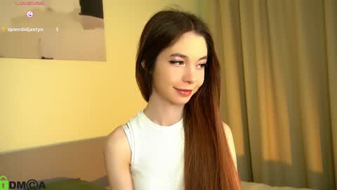 Snapshot of jenny_lylu chatting on 01.18.25 Ori online show from 01.18.25