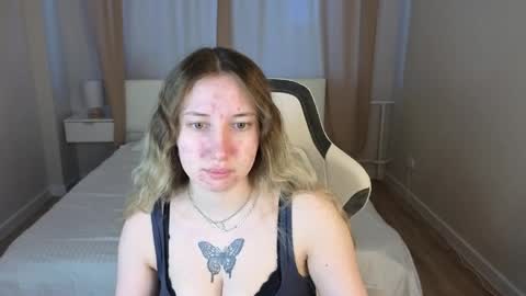 Jenny Perez online show from 05.15.26