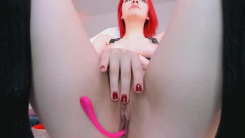 Jenny Piper online show from 04.11.26