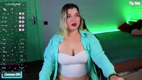 jenny_smitx online show from 10.11.25