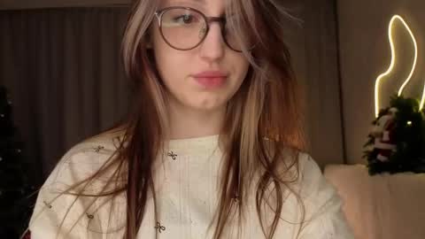 Lora online show from 01.17.26