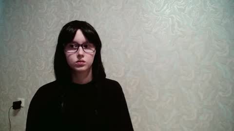 Snapshot of jennyolset chatting on 09.19.25 JennyOlset online show from 09.19.25