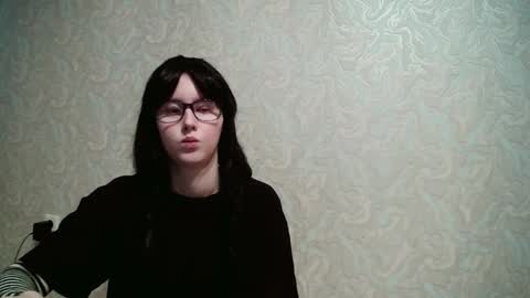 Snapshot of jennyolset chatting on 10.10.25 JennyOlset online show from 10.10.25