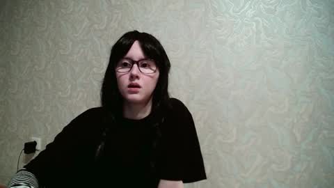 Snapshot of jennyolset chatting on 10.24.25 JennyOlset online show from 10.24.25