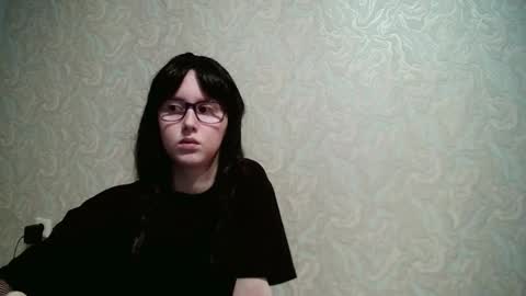 Snapshot of jennyolset chatting on 10.29.25 JennyOlset online show from 10.29.25