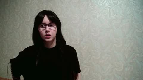 Snapshot of jennyolset chatting on 11.04.25 JennyOlset online show from 11.04.25