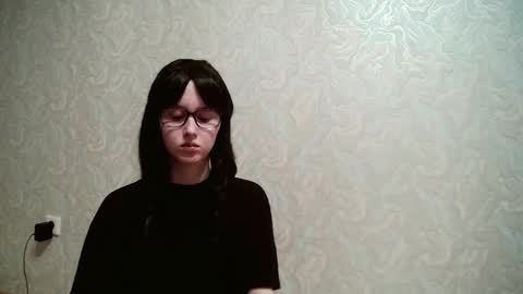 Snapshot of jennyolset chatting on 11.10.25 JennyOlset online show from 11.10.25