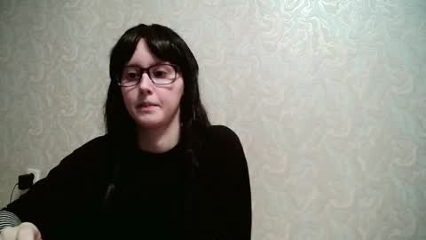Snapshot of jennyolset chatting on 11.20.25 JennyOlset online show from 11.20.25