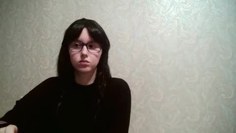 Snapshot of jennyolset chatting on 12.22.25 JennyOlset online show from 12.22.25
