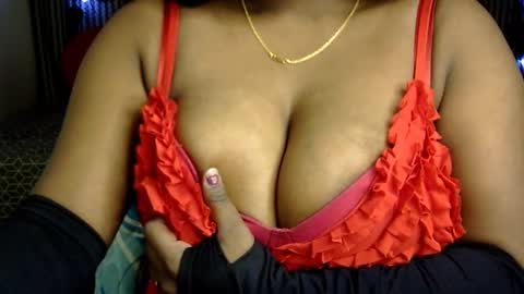 Snapshot of jennysinghaniya chatting on 12.08.24 jenny online show from 12.08.24