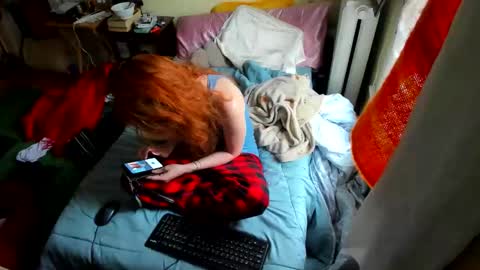 Snapshot of jenovakitty chatting on 10.20.25 Jenn -  come to my onlyfans online show from 10.20.25