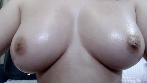 Snapshot of jeong_20 chatting on 01.07.25 Jeong online show from 01.07.25