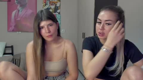 Snapshot of jeremayalove chatting on 02.16.25 Hi hi We are Jessie and Betti online show from 02.16.25