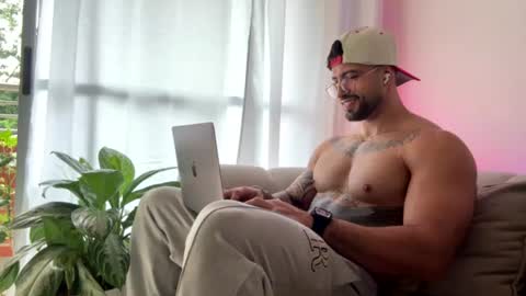 Snapshot of jeremy_harden chatting on 06.19.26 Jeremy online show from 06.19.26