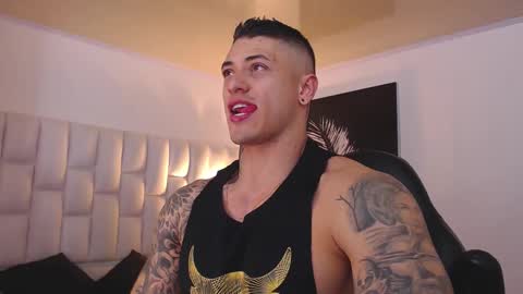 Snapshot of jeremy_lane chatting on 11.10.25 Jeremy lane online show from 11.10.25