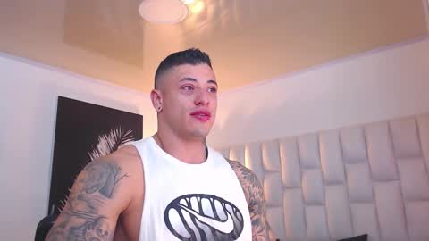 Snapshot of jeremy_lane chatting on 12.02.25 Jeremy lane online show from 12.02.25