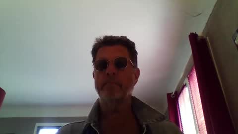 Snapshot of jerflor chatting on 05.06.26 jerflor online show from 05.06.26