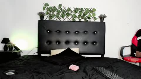 Jeronimo online show from 04.12.26