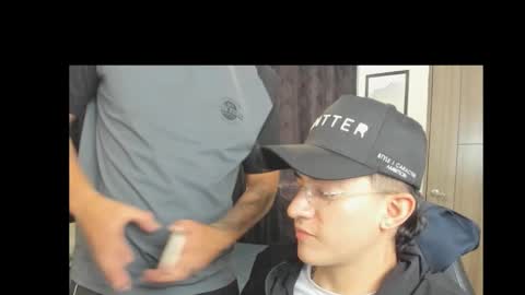 Snapshot of jeroo__ chatting on 12.17.25 jeroo__ online show from 12.17.25