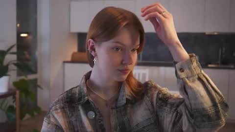 Molly online show from 12.15.25