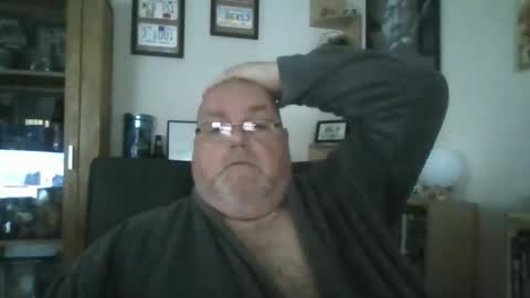 Snapshot of jerseyhammer01 chatting on 12.30.24 Harry online show from 12.30.24