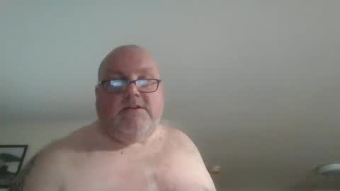 Snapshot of jerseyhammer01 chatting on 01.12.25 Harry online show from 01.12.25