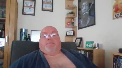 Snapshot of jerseyhammer01 chatting on 09.29.25 Harry online show from 09.29.25