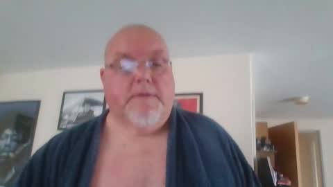 Snapshot of jerseyhammer01 chatting on 10.06.25 Harry online show from 10.06.25