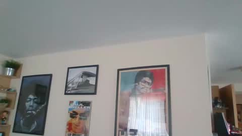 Snapshot of jerseyhammer01 chatting on 10.13.25 Harry online show from 10.13.25