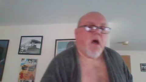 Snapshot of jerseyhammer01 chatting on 11.15.25 Harry online show from 11.15.25