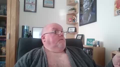 Snapshot of jerseyhammer01 chatting on 11.19.25 Harry online show from 11.19.25