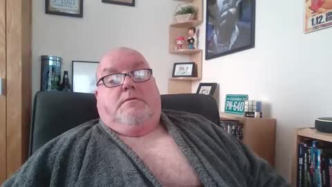 Snapshot of jerseyhammer01 chatting on 11.23.25 Harry online show from 11.23.25