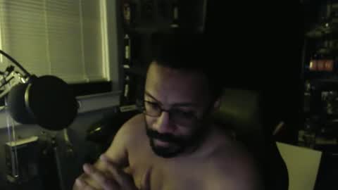 Snapshot of jerzey2k2 chatting on 09.22.25 Jerzey2k2 aka the Alpha online show from 09.22.25