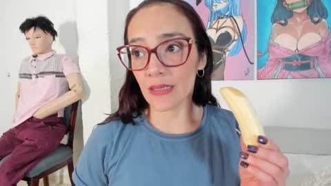 Snapshot of jess1ca_herrera chatting on 10.14.25 jessica herreraToday I will be your devil and you my victim online show from 10.14.25