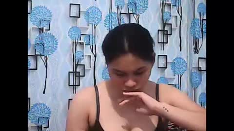 Snapshot of jessa_21 chatting on 12.04.25 jessa_21 online show from 12.04.25