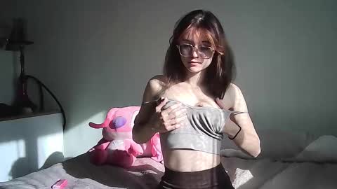 Snapshot of jessa_vibe chatting on 10.26.25 Jessica but u can call me Jessa online show from 10.26.25