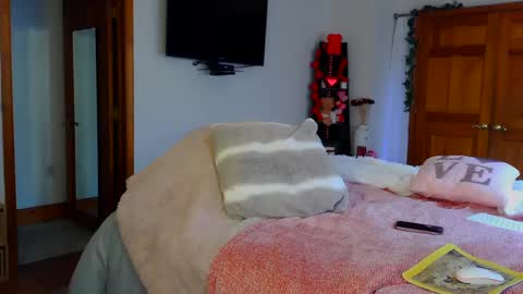 Snapshot of jessabelle_diamond chatting on 02.20.25 Jessabelle Diamond online show from 02.20.25